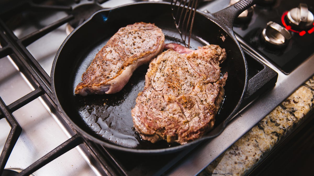 how to cook filet in cast iron skillet