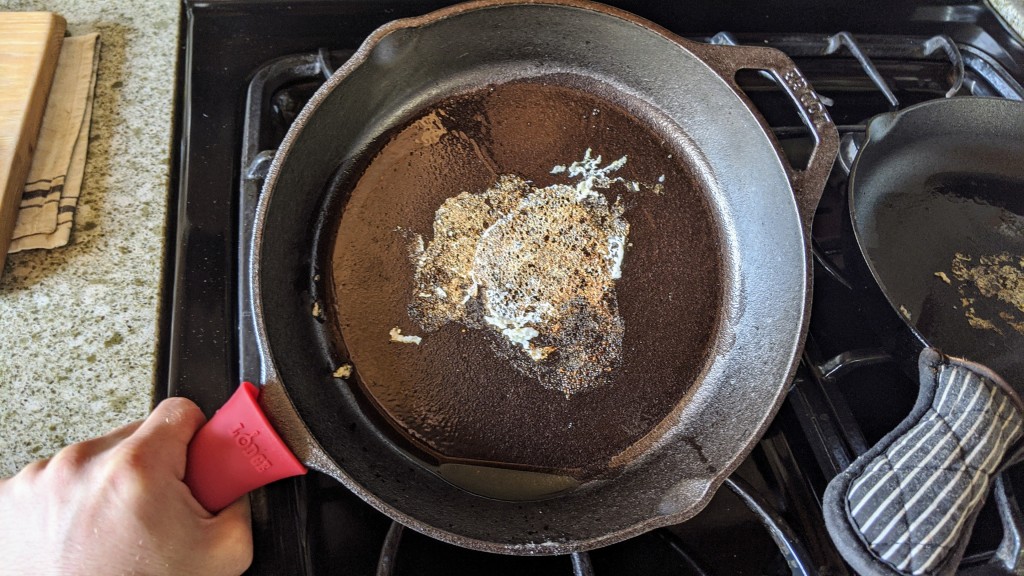 how long to cook beef fajitas on cast iron skillet