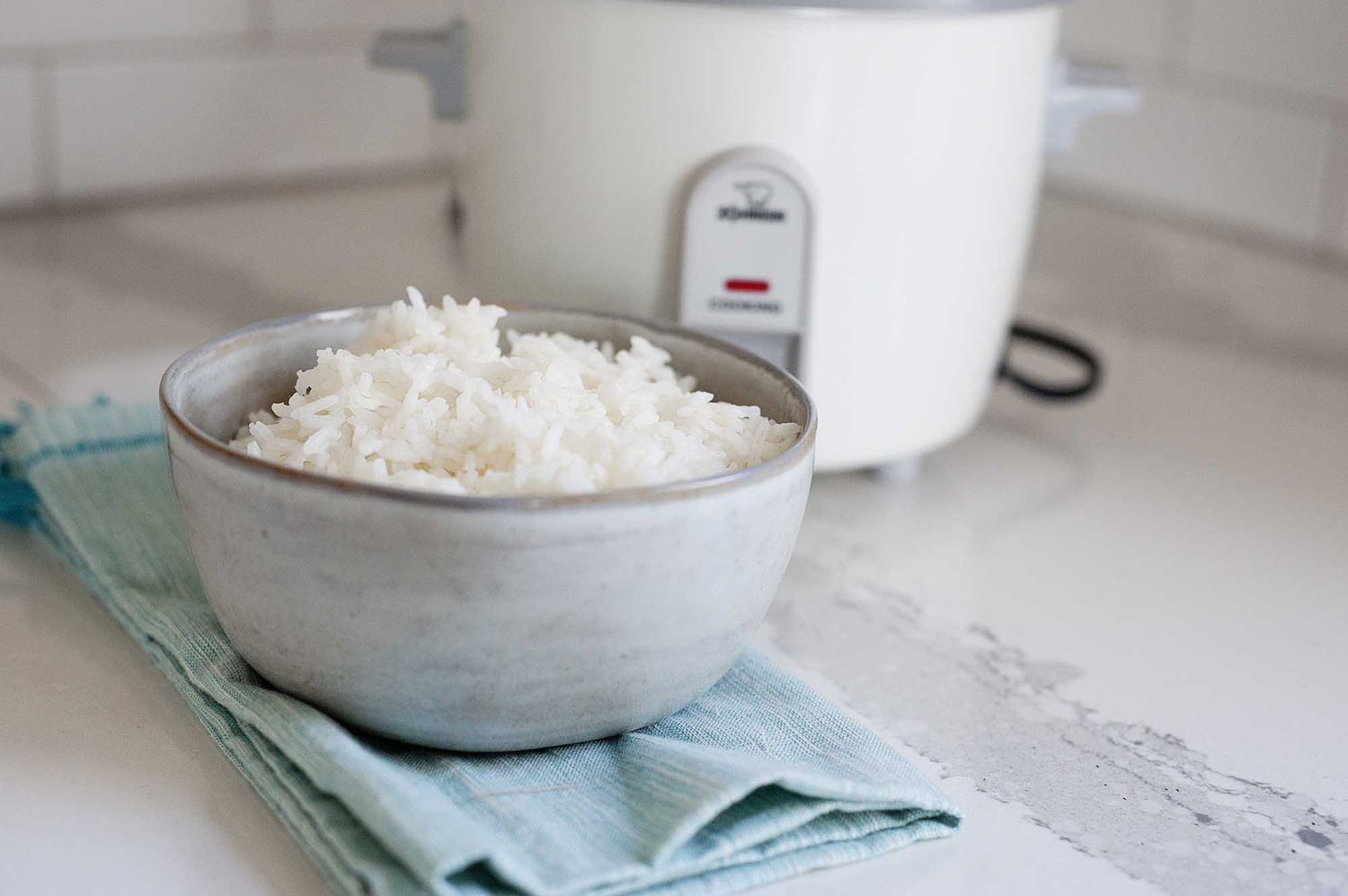 how to clean burnt rice cooker pot
